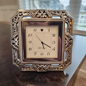 Brighton Tango 4x4 desk clock